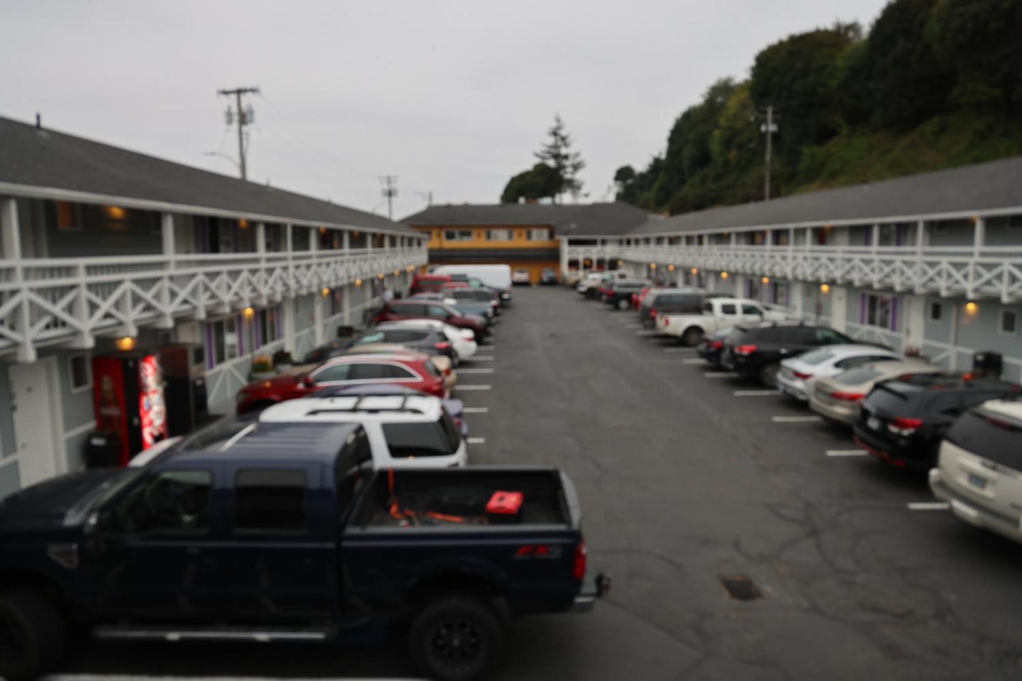 Global Inn Coos Bay Exterior photo